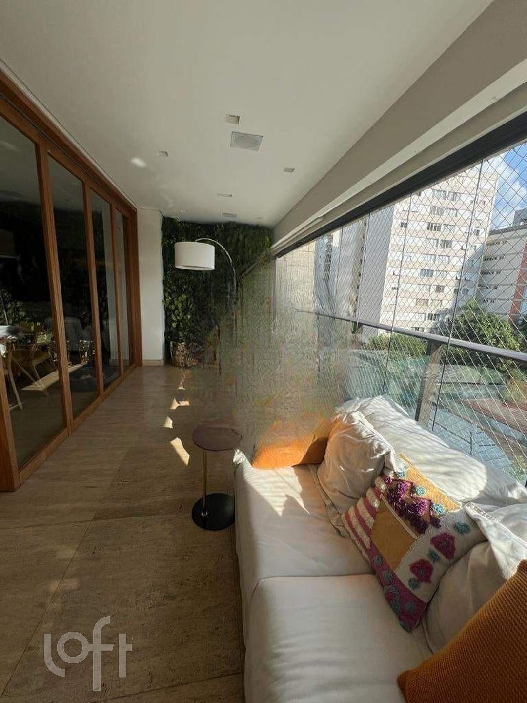 Apartamento à venda com 4 quartos, 228m² - Foto 6