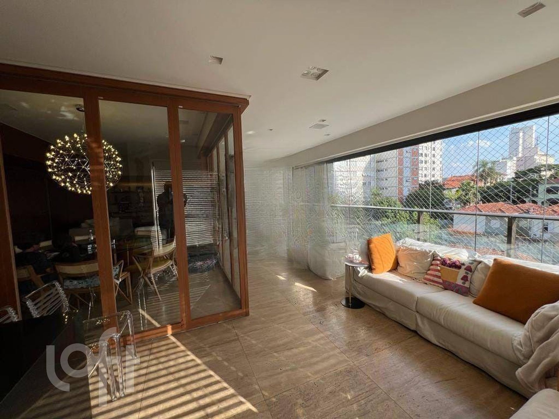 Apartamento à venda com 4 quartos, 228m² - Foto 4