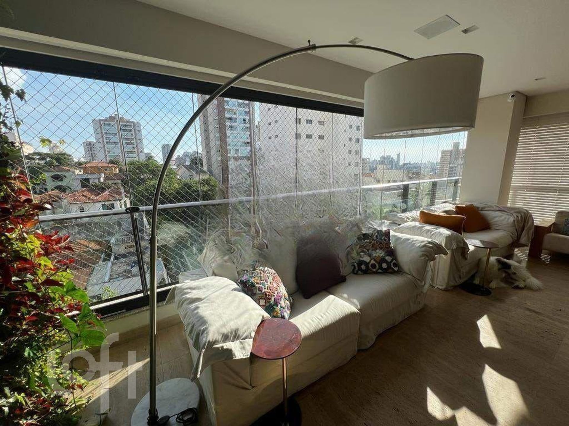 Apartamento à venda com 4 quartos, 228m² - Foto 5