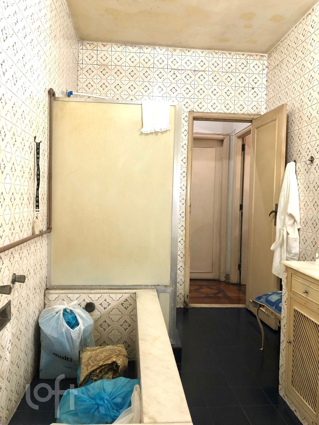 Apartamento à venda com 3 quartos, 199m² - Foto 12