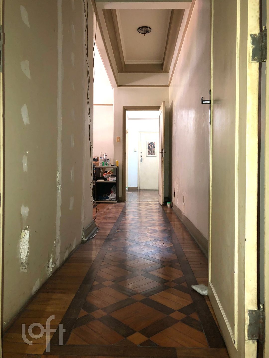 Apartamento à venda com 3 quartos, 199m² - Foto 4