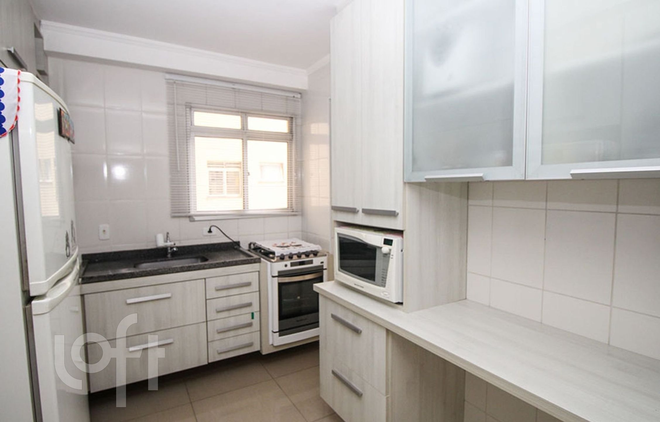 Apartamento à venda com 2 quartos, 80m² - Foto 11