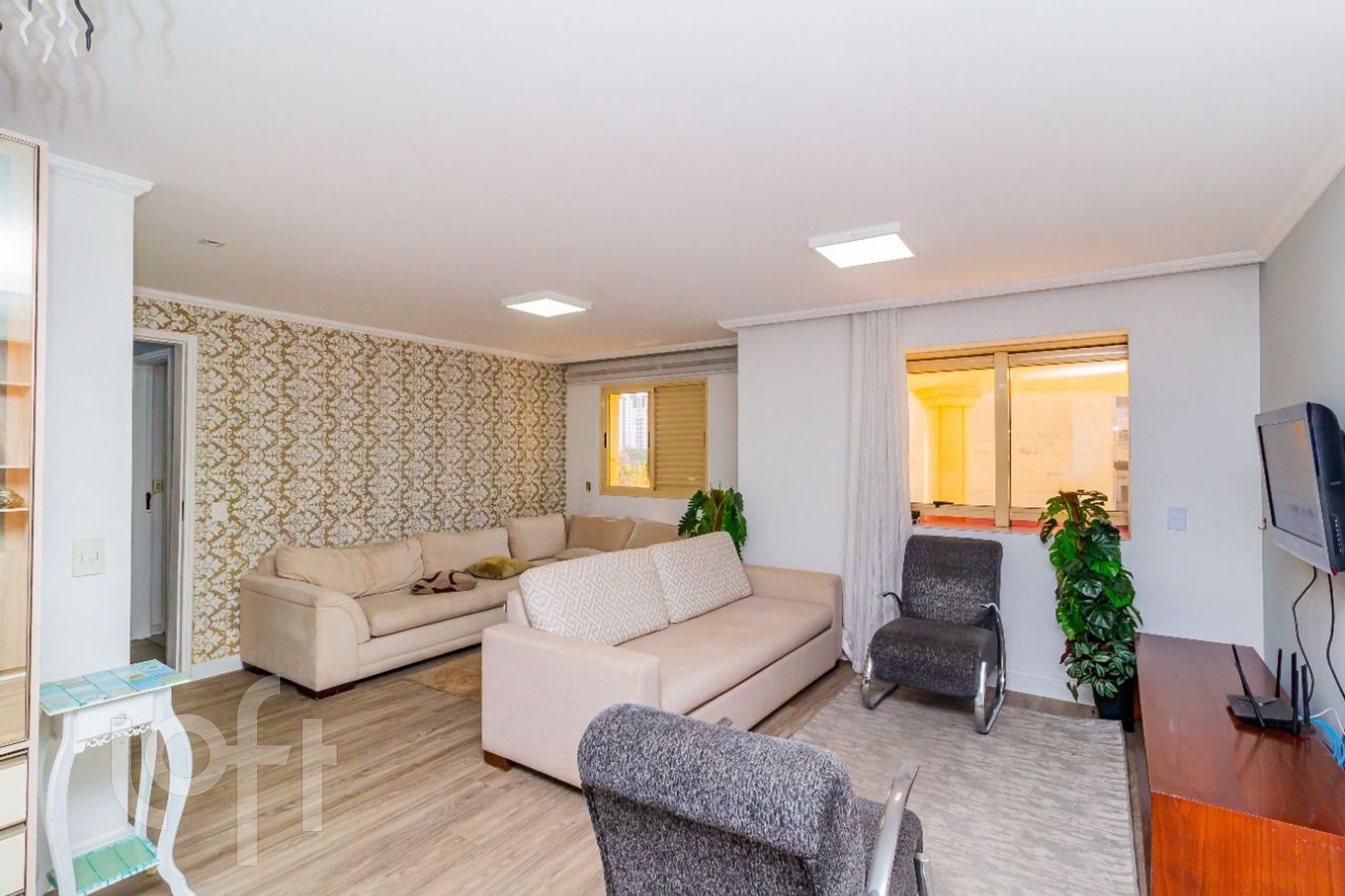 Apartamento à venda com 2 quartos, 93m² - Foto 1