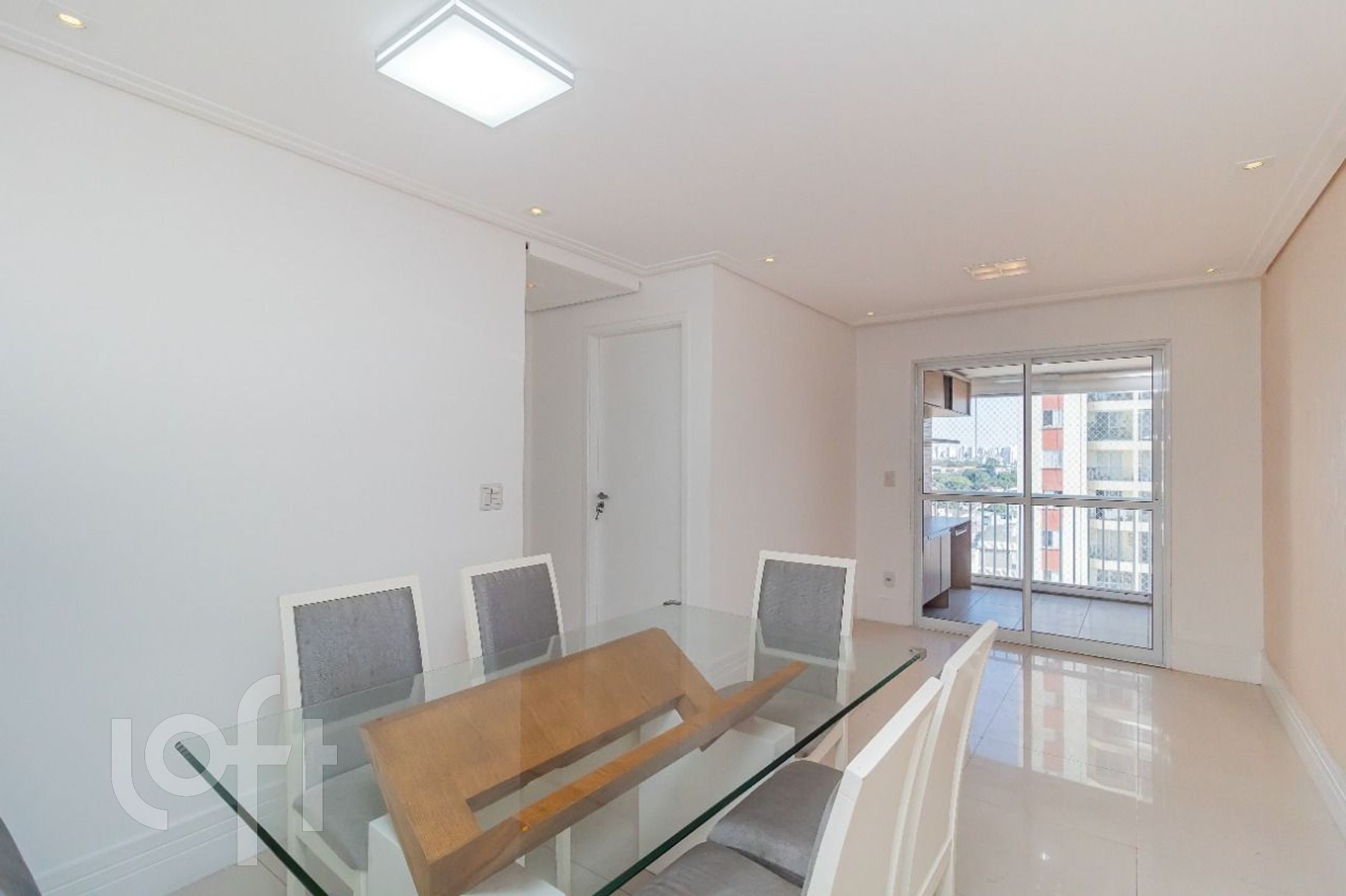Apartamento à venda em Vila Brasilio Machado com 6