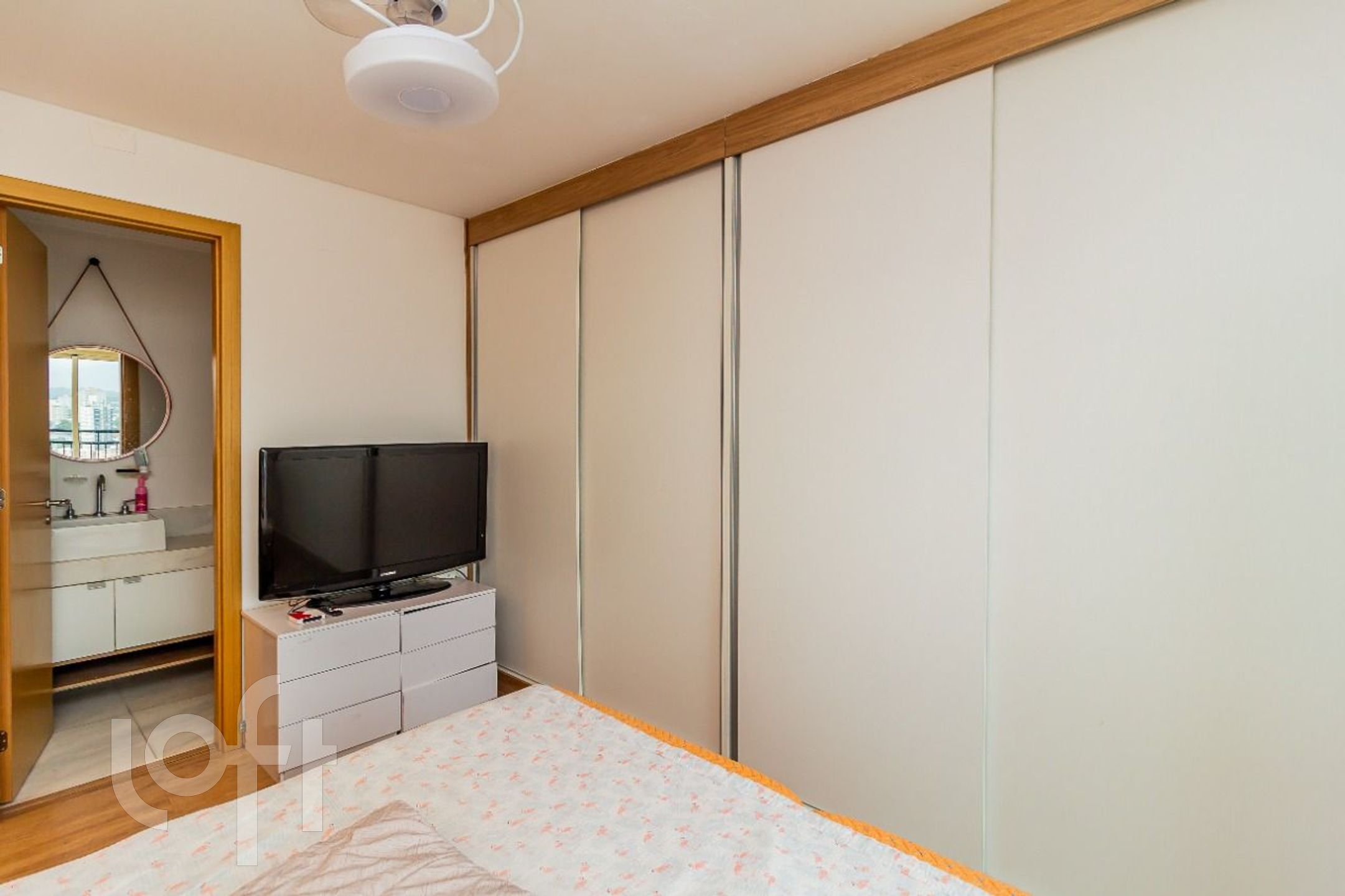 Apartamento à venda com 4 quartos, 165m² - Foto 17