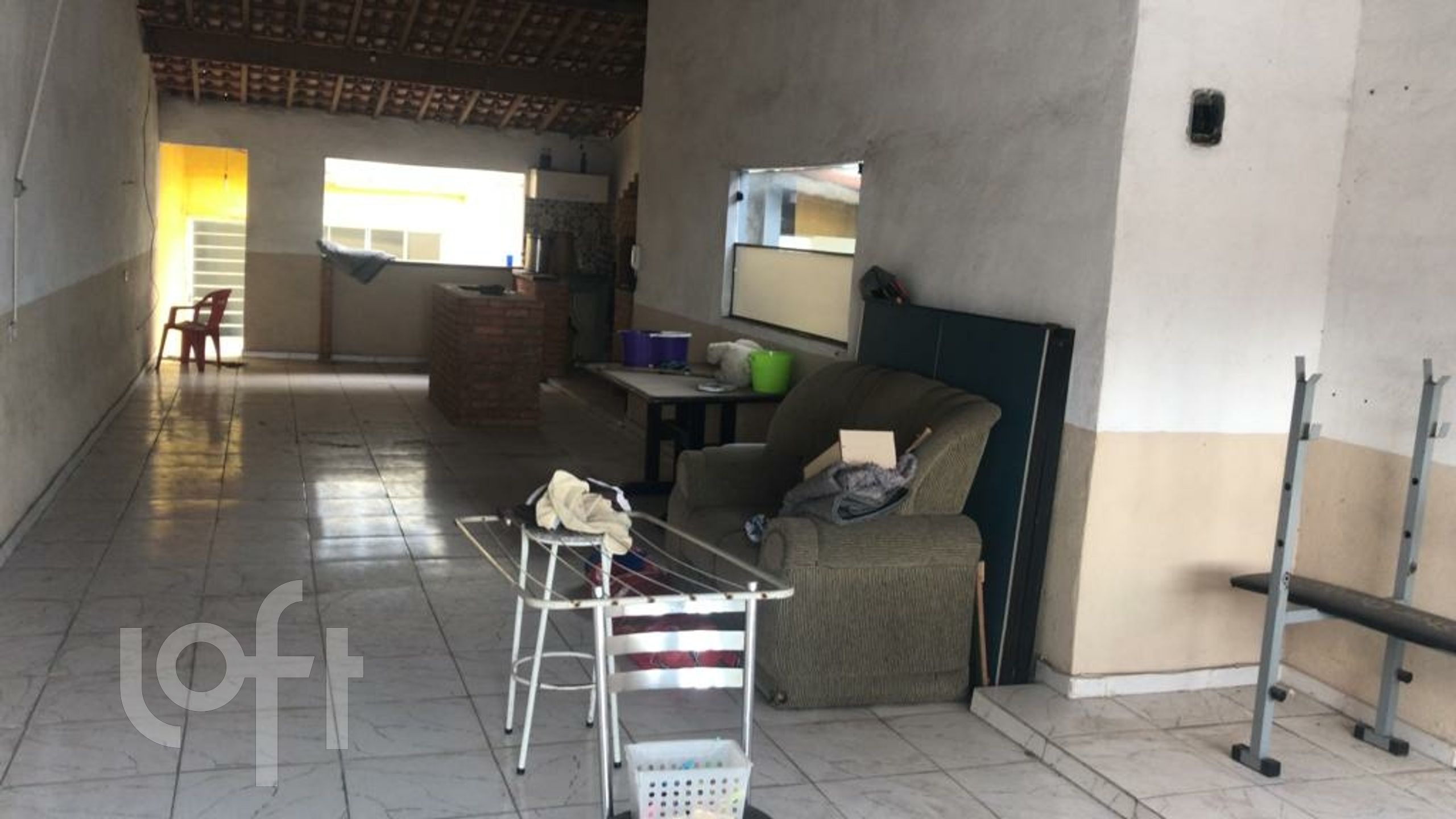 Casa à venda com 4 quartos, 200m² - Foto 11