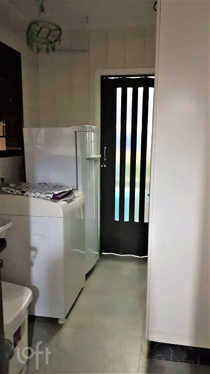 Apartamento à venda com 4 quartos, 140m² - Foto 11