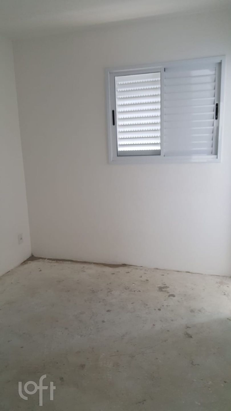 Apartamento à venda com 3 quartos, 75m² - Foto 2