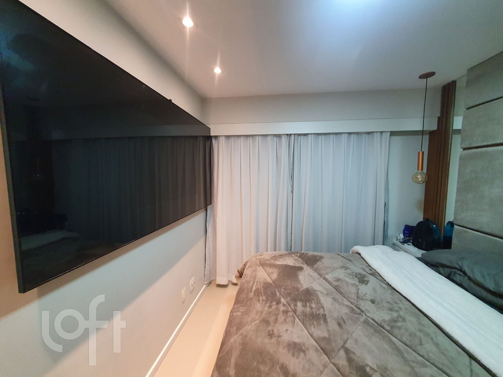 Apartamento à venda com 4 quartos, 225m² - Foto 7