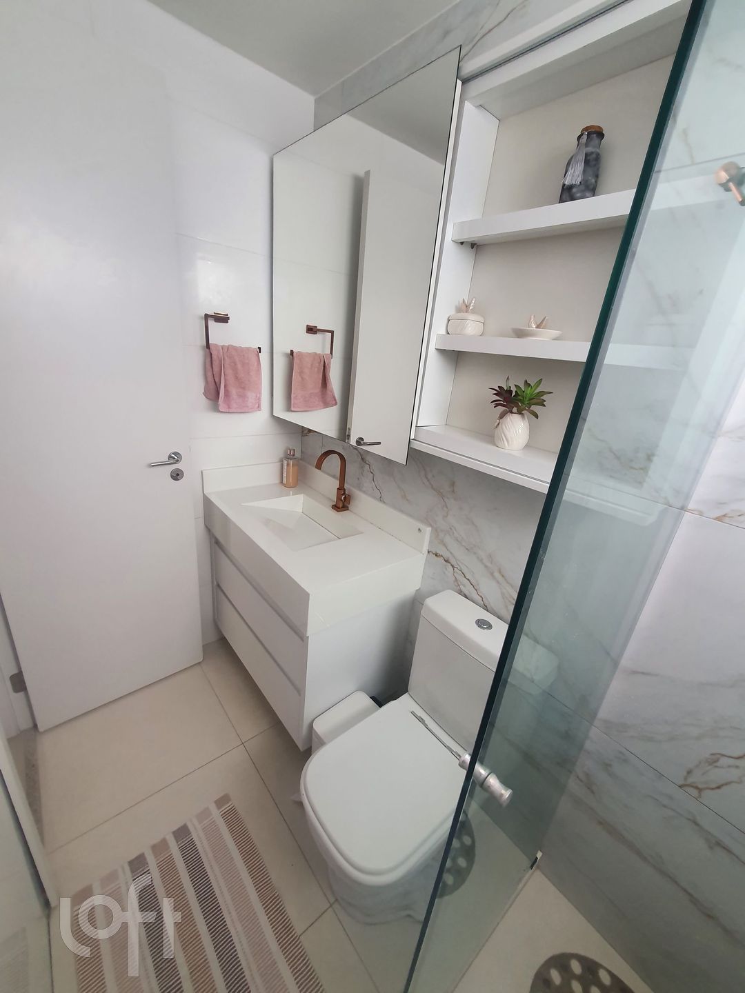 Apartamento à venda com 4 quartos, 225m² - Foto 23