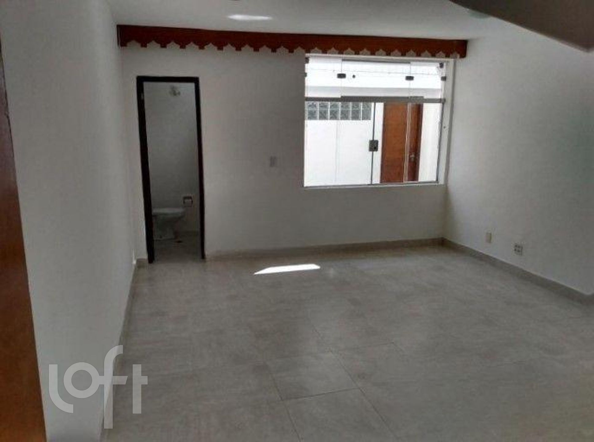 Casa à venda com 3 quartos, 130m² - Foto 3