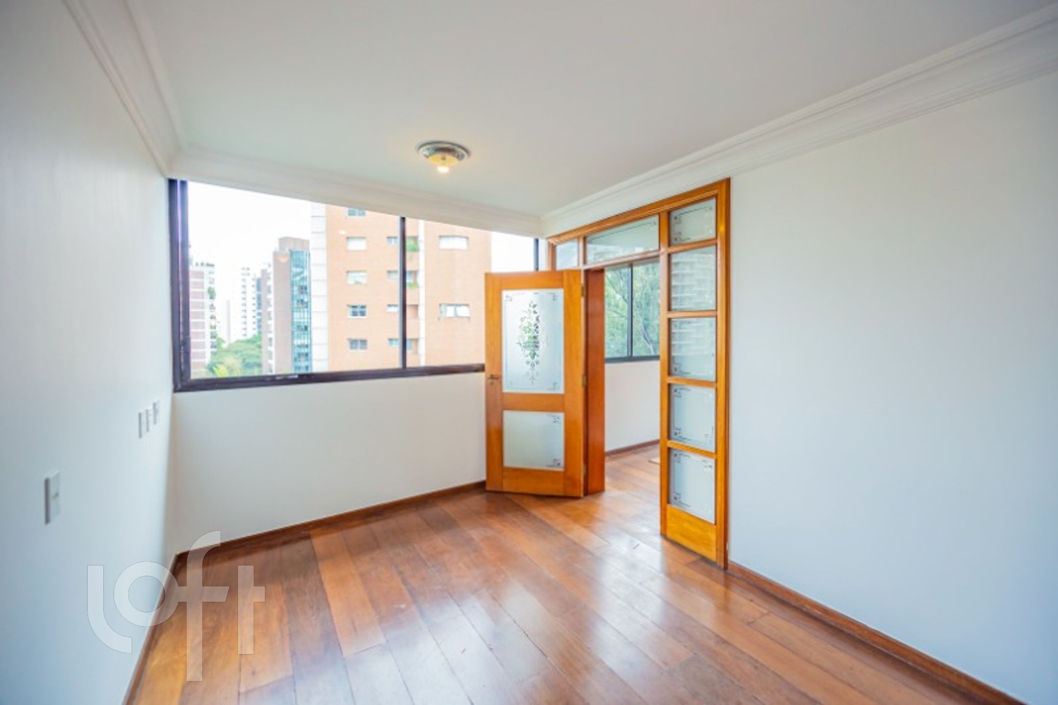 Apartamento à venda com 4 quartos, 333m² - Foto 7