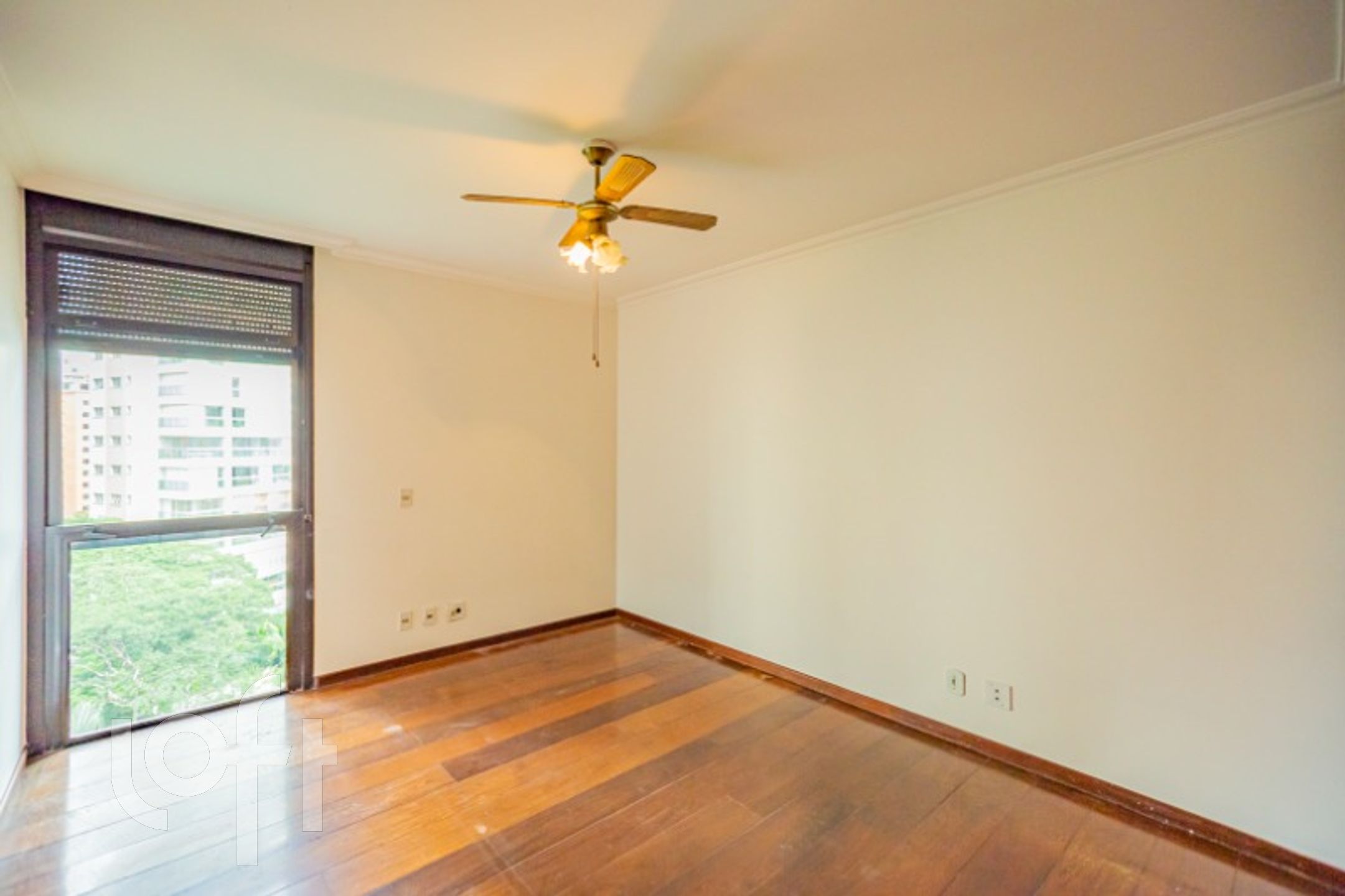 Apartamento à venda com 4 quartos, 333m² - Foto 12