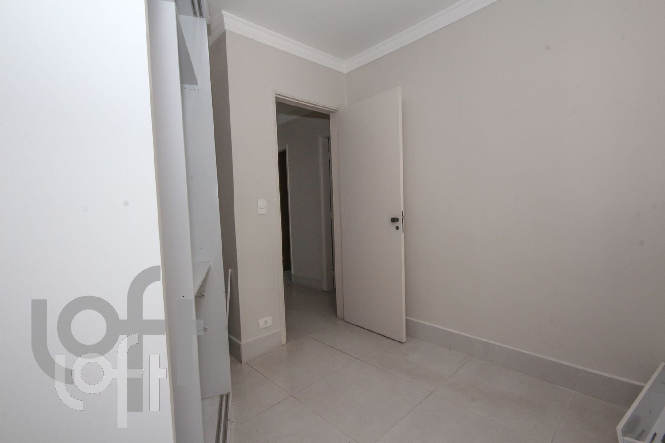 Apartamento à venda com 3 quartos, 92m² - Foto 9