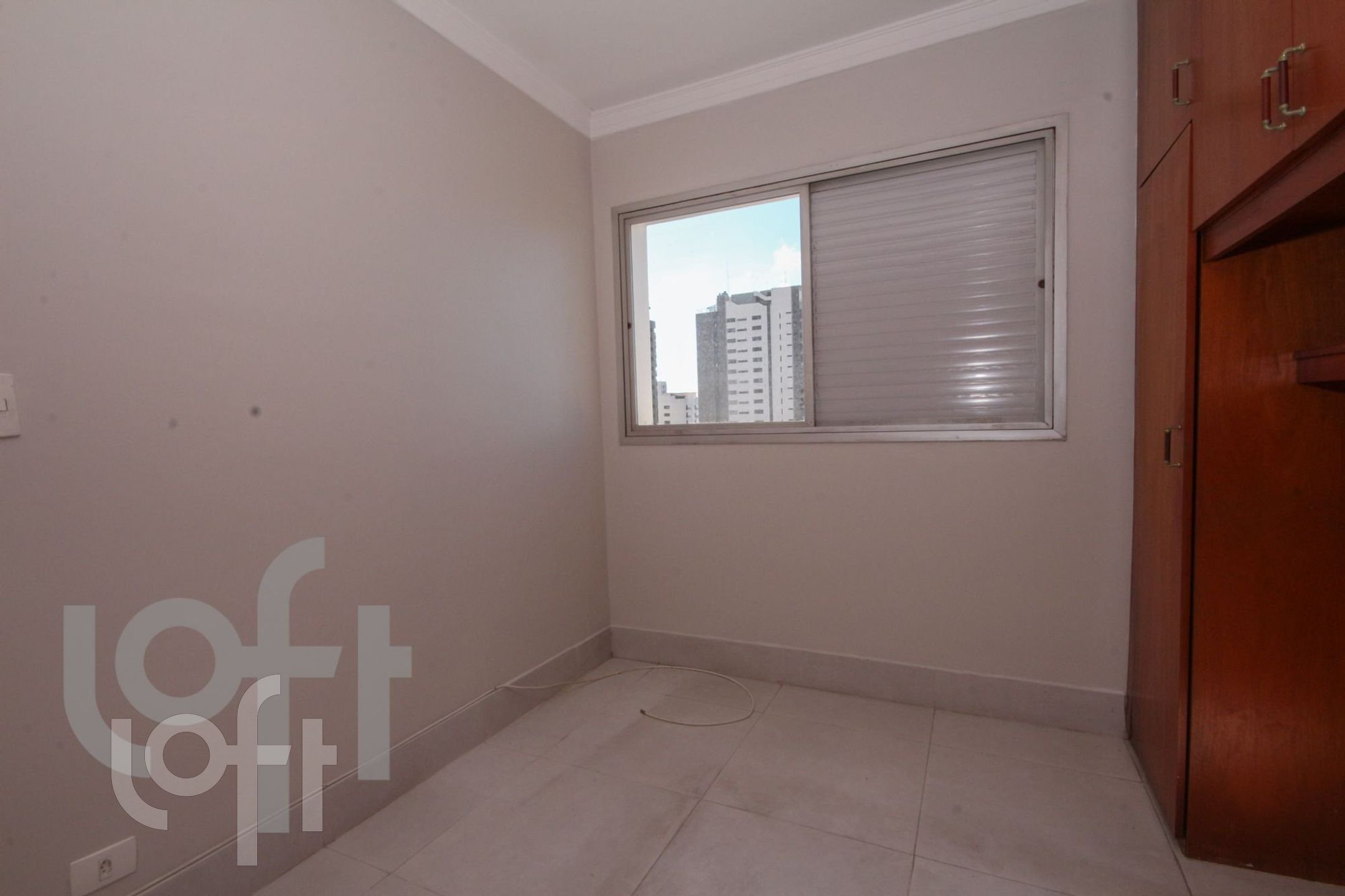 Apartamento à venda com 3 quartos, 92m² - Foto 2