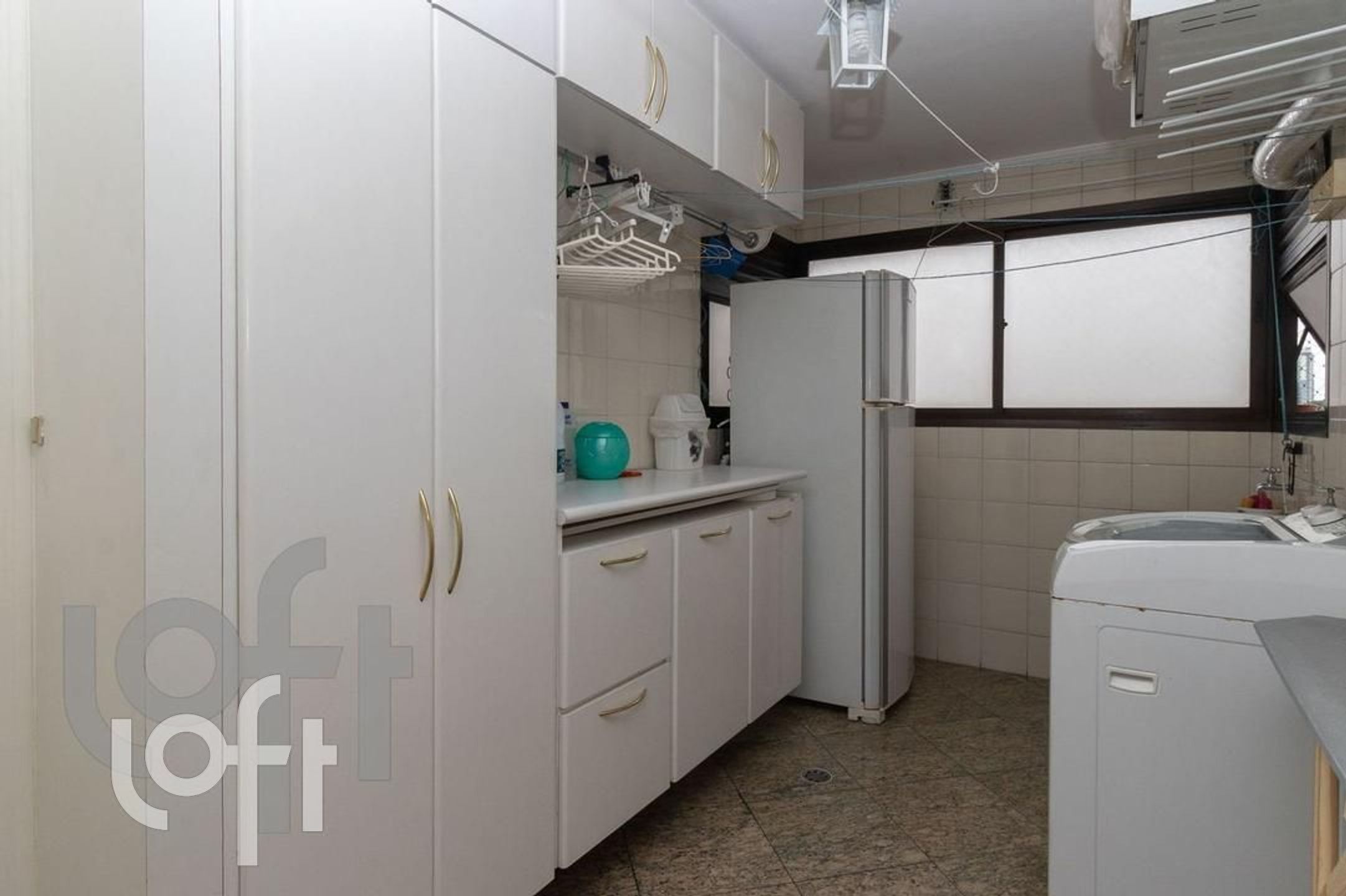 Apartamento à venda com 4 quartos, 300m² - Foto 26