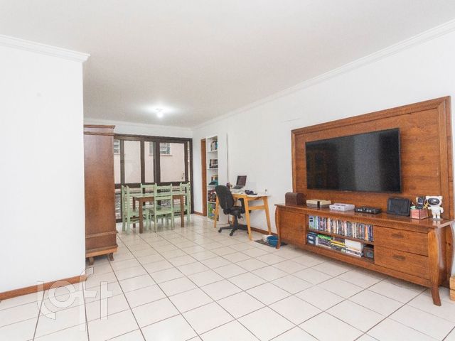 Apartamento com 86m², 2 dormitórios, 1 vaga, Bom Fim em Porto Alegre