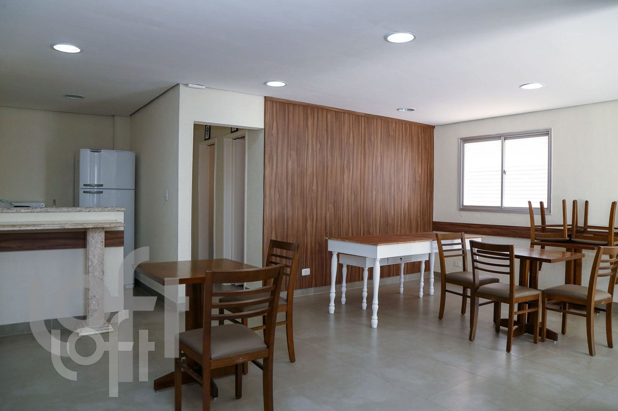 Apartamento à venda com 2 quartos, 56m² - Foto 18