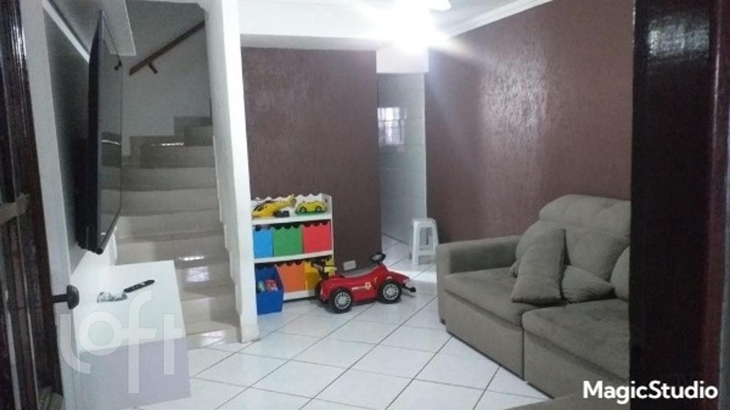 Casa à venda com 3 quartos, 80m² - Foto 1