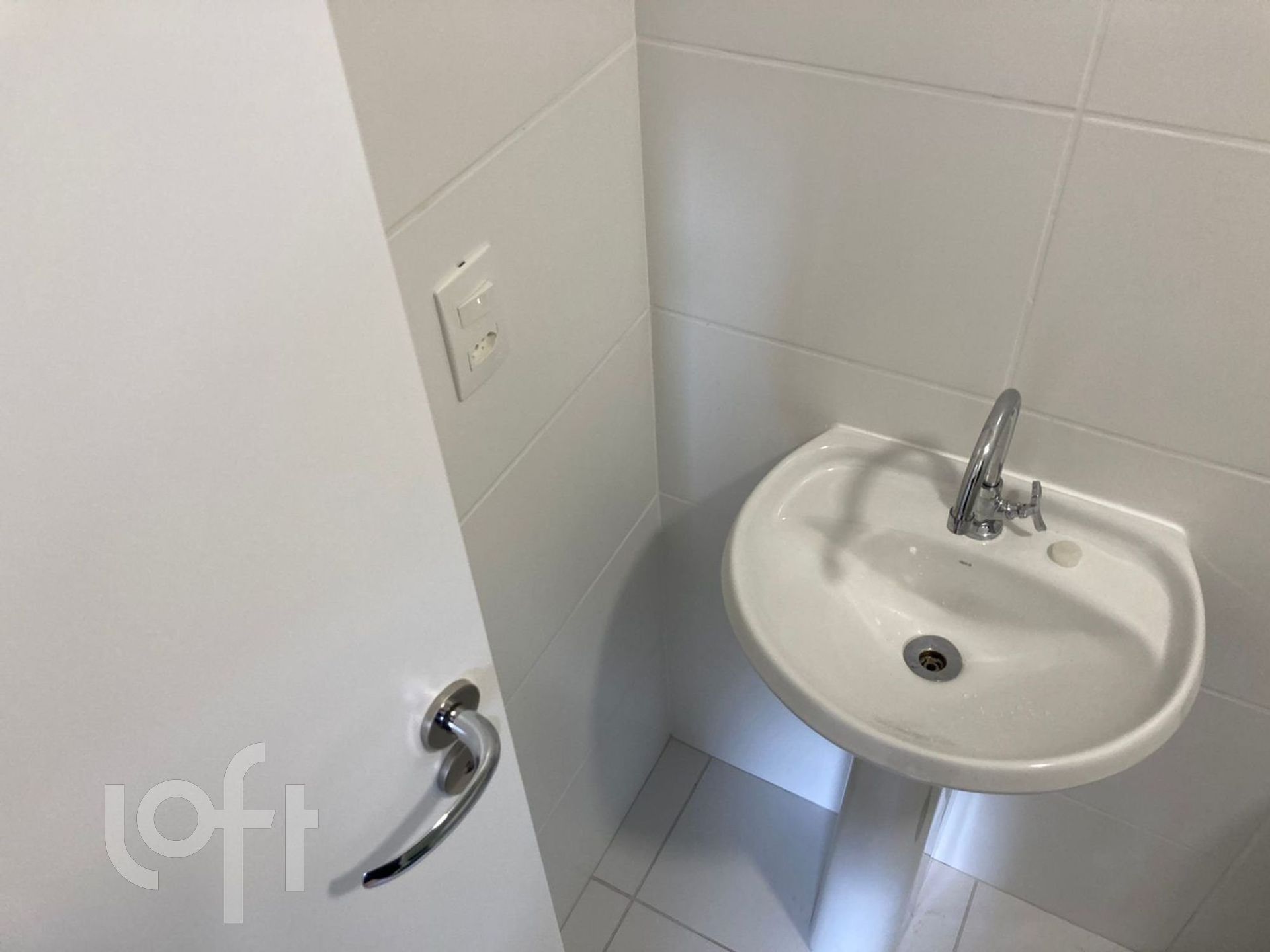 Apartamento à venda com 1 quarto, 27m² - Foto 18