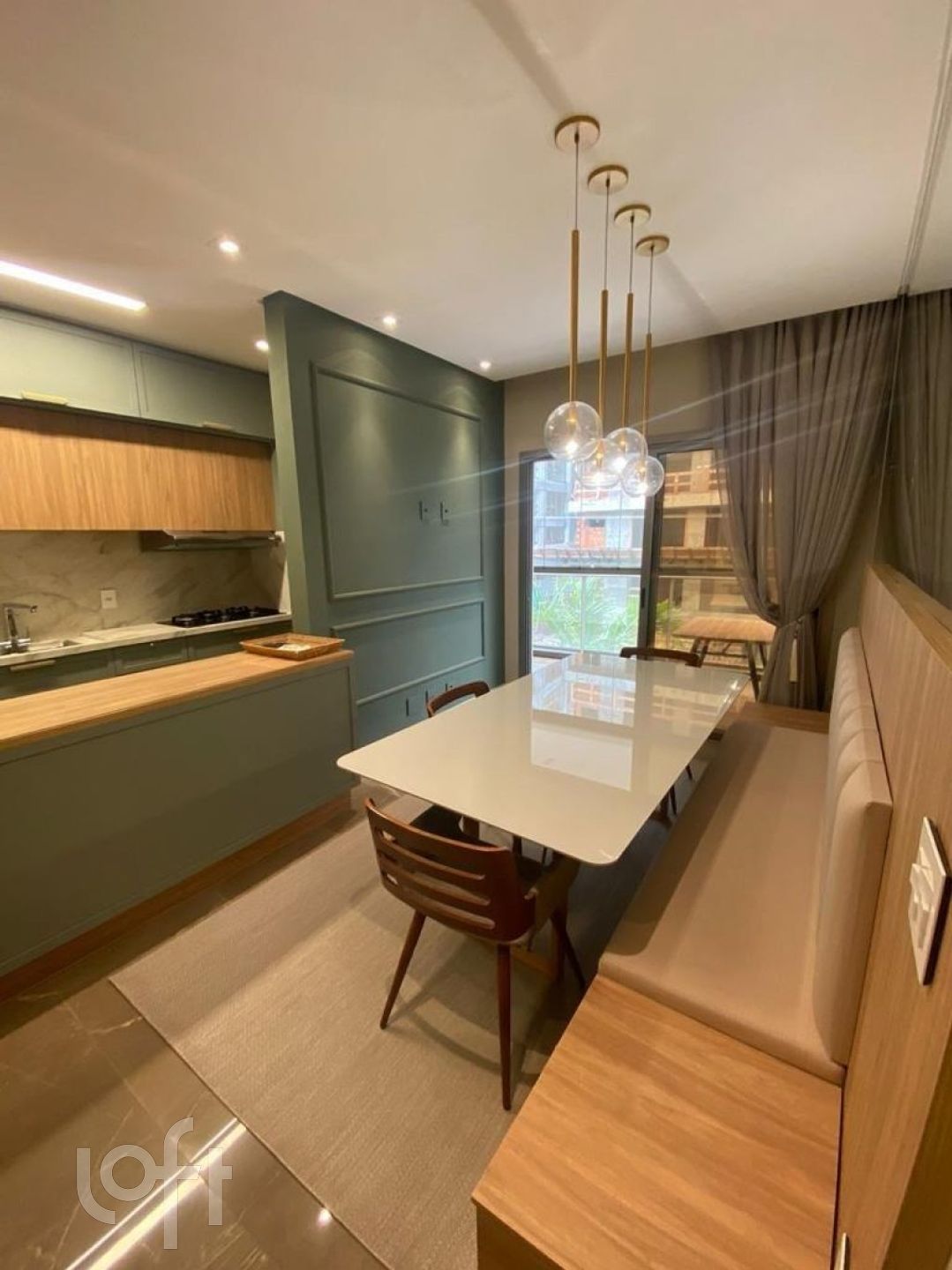 Apartamentos com 112m², 3 quartos, 1 suíte, 2 garagens, no bairro Praia Brava em Itajaí