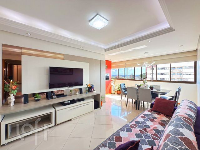 Apartamento com 94m², 3 dormitórios, 1 suíte, 2 vagas, Cristo Redentor em Porto Alegre