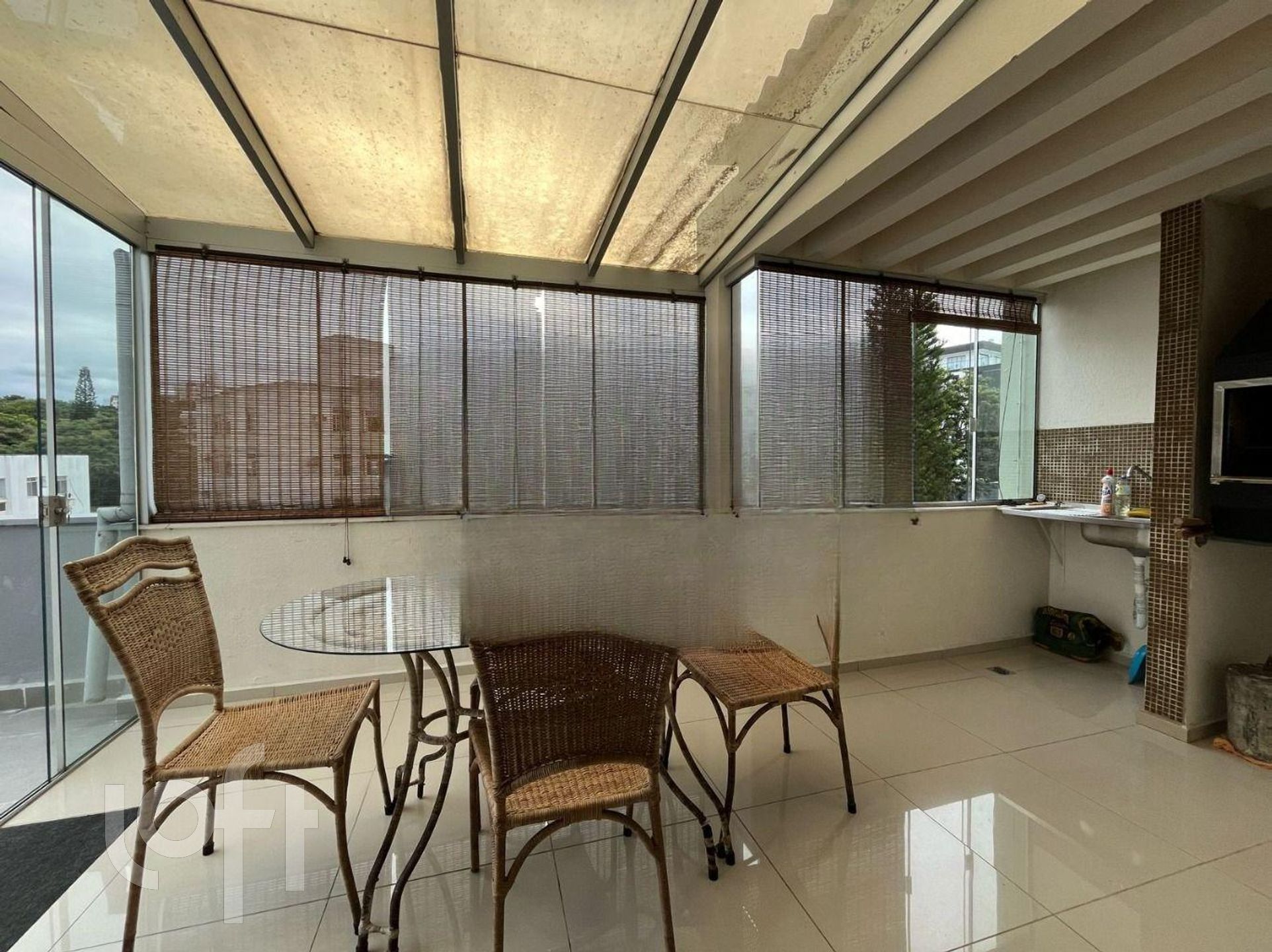 Apartamentos com 110m², 2 quartos, 1 suíte, 1 garagem, no bairro Trindade em Florianópolis