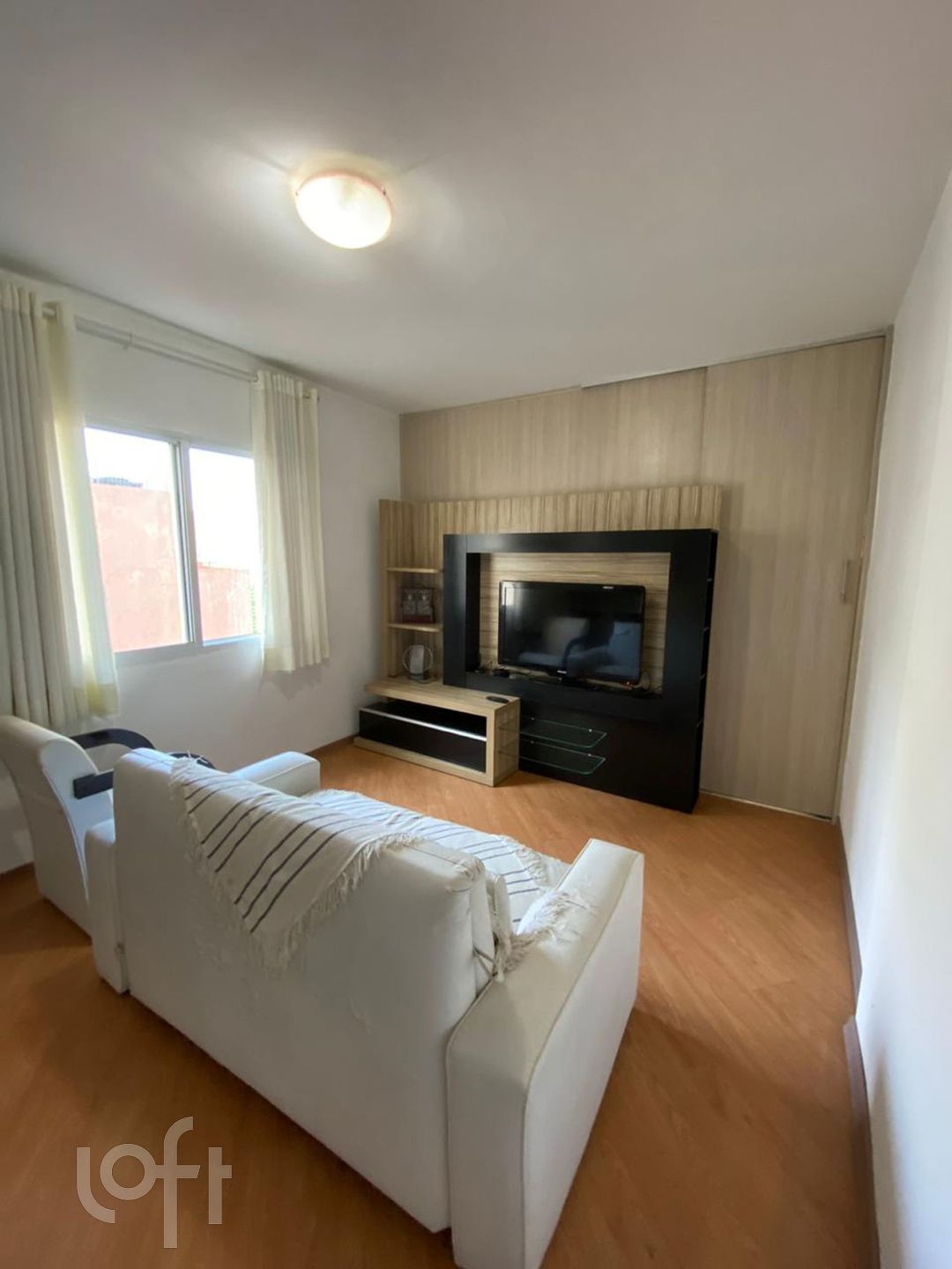 Apartamento à venda com 1 quarto, 32m² - Foto 1