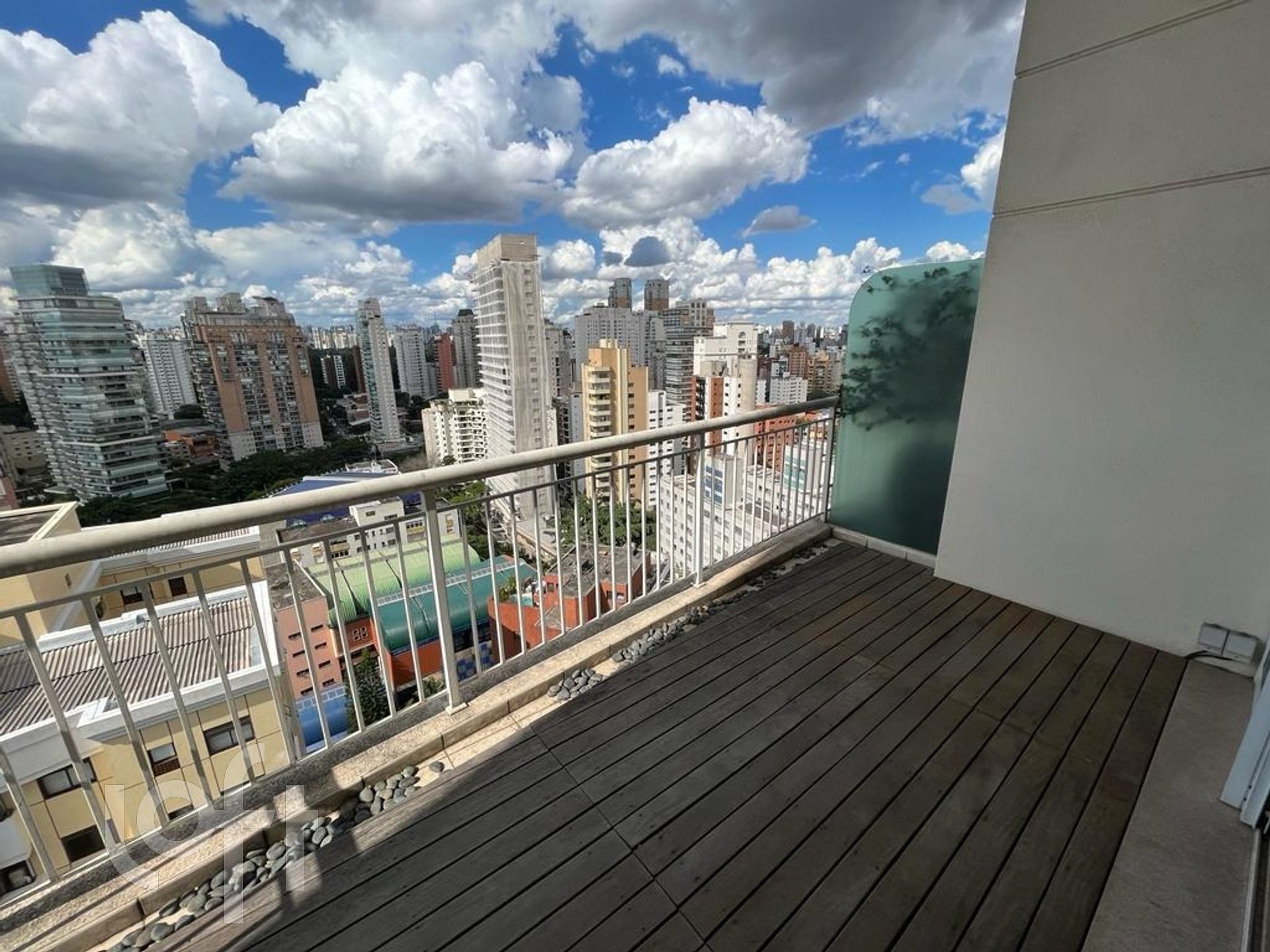 Apartamento à venda com 1 quarto, 103m² - Foto 13