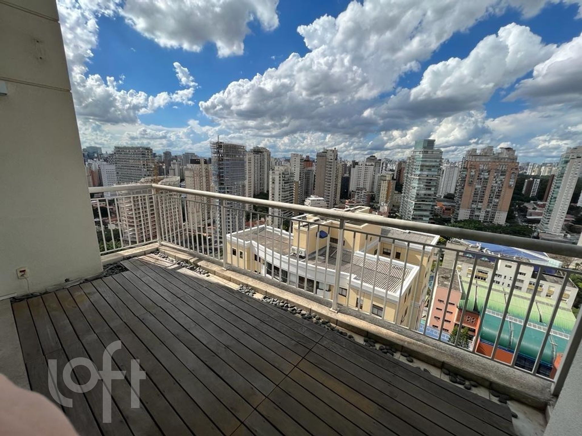 Apartamento à venda com 1 quarto, 103m² - Foto 8