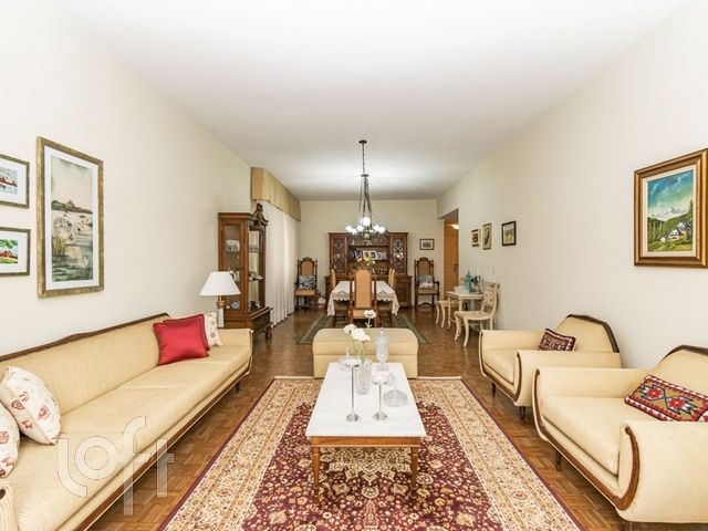 Apartamento com 217m², 3 dormitórios, 1 suíte, 2 vagas, Independência em Porto Alegre