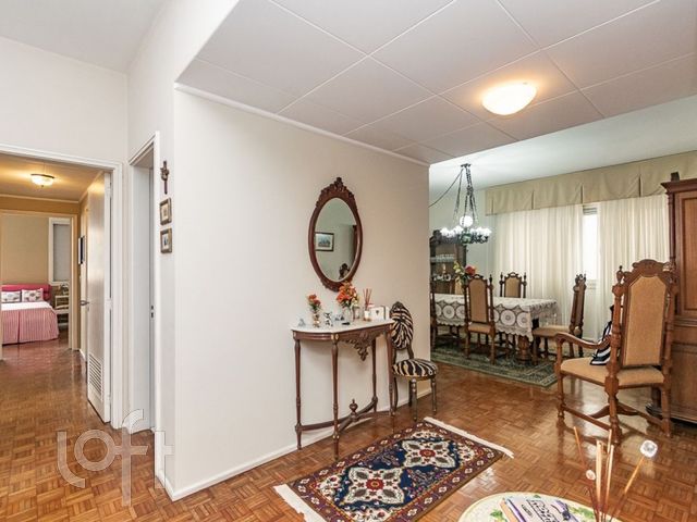 Apartamento com 217m², 3 dormitórios, 1 suíte, 2 vagas, Independência em Porto Alegre