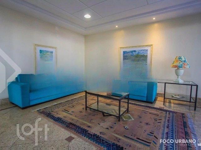 Apartamento com 111m², 3 dormitórios, 1 suíte, 2 vagas, Menino Deus em Porto Alegre