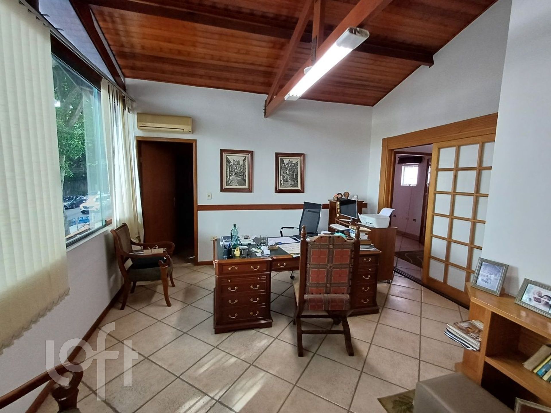 Casa à venda com 3 quartos, 320m² - Foto 25