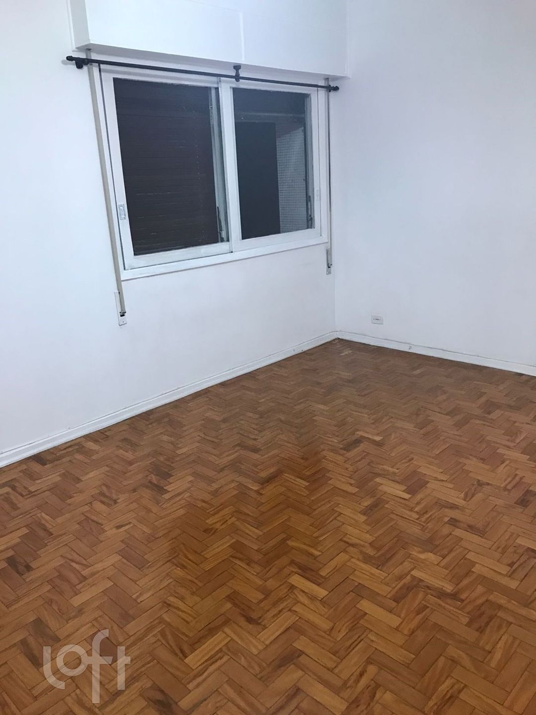 Apartamento à venda com 3 quartos, 160m² - Foto 3