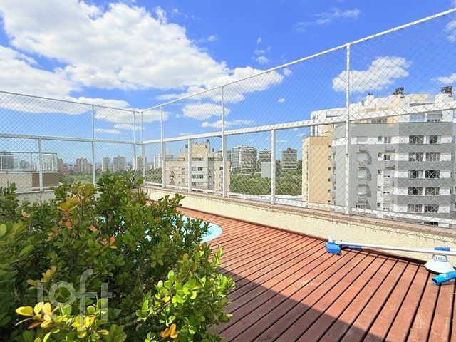 Apartamento com 158m², 3 dormitórios, 1 suíte, 2 vagas, Chácara das Pedras em Porto Alegre