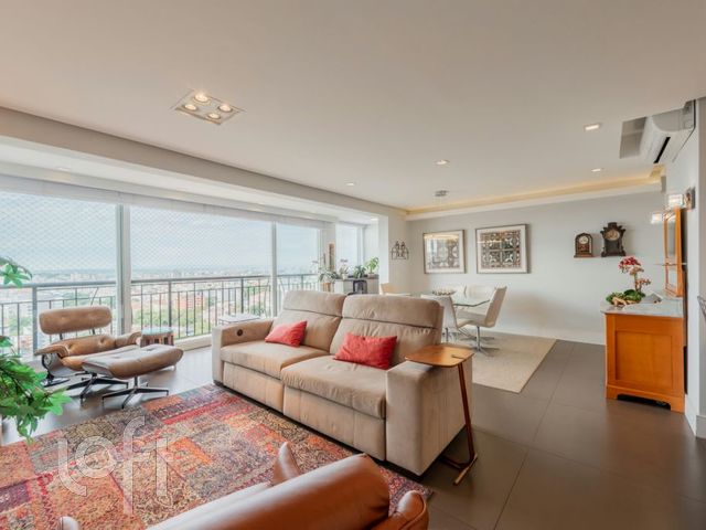 Apartamento com 120m², 3 dormitórios, 1 suíte, 2 vagas, Jardim Europa em Porto Alegre