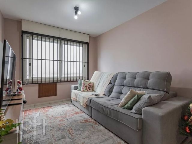 Apartamento com 89m², 3 dormitórios, 2 vagas, São João em Porto Alegre