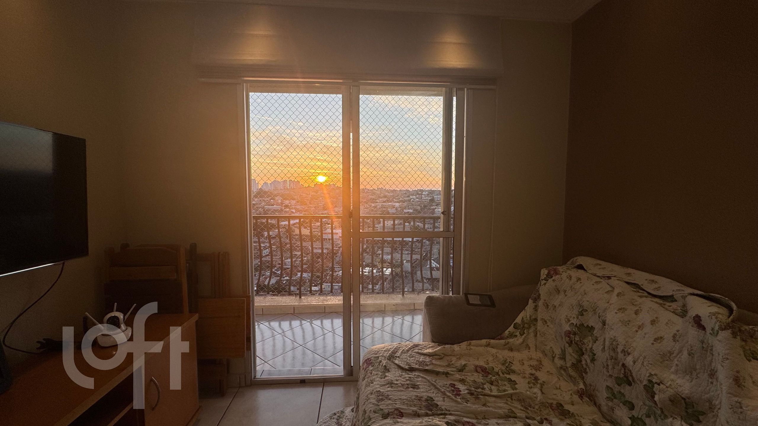 Apartamento à venda com 3 quartos, 73m² - Foto 2