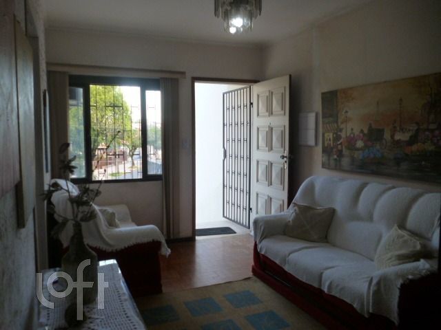 Casa com 117m², 3 dormitórios, 4 vagas, Cristo Redentor em Porto Alegre