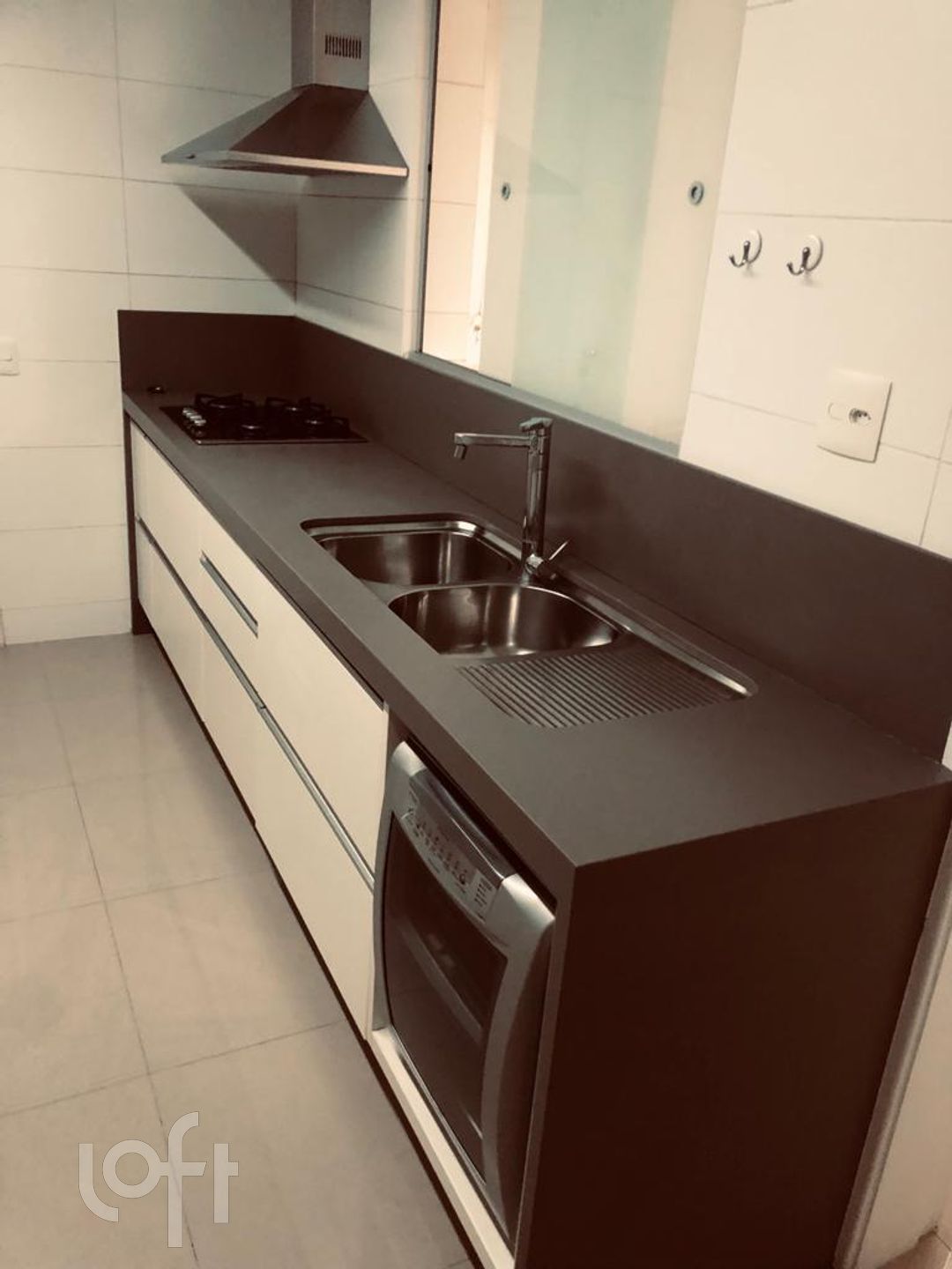 Apartamento à venda com 3 quartos, 170m² - Foto 3