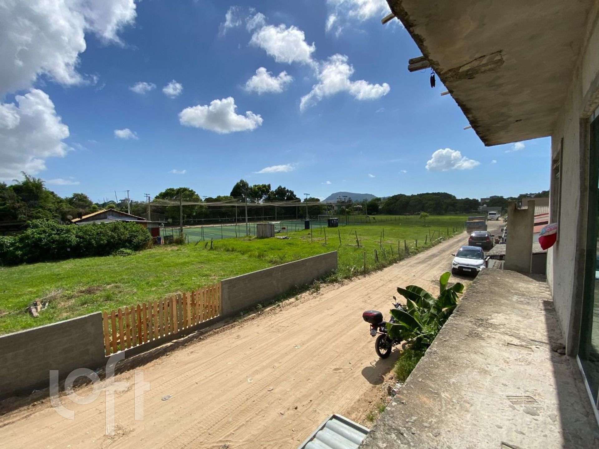 Casa Residencial com 112m², 4 quartos, no bairro São João do Rio Vermelho em Florianópolis