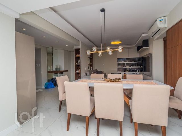 Apartamento com 109m², 3 dormitórios, 1 suíte, 1 vaga, Cristo Redentor em Porto Alegre