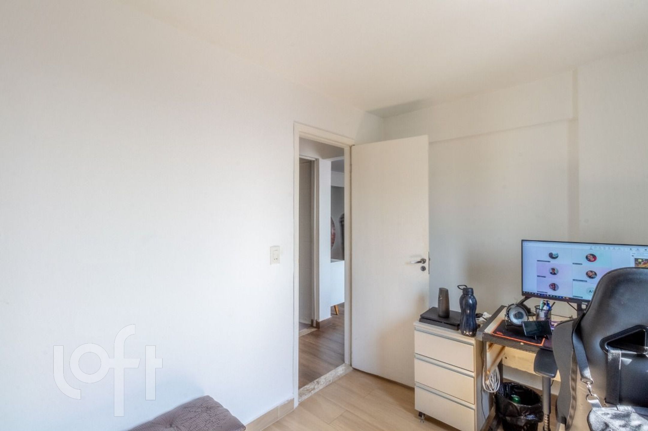 Apartamento à venda com 2 quartos, 61m² - Foto 14