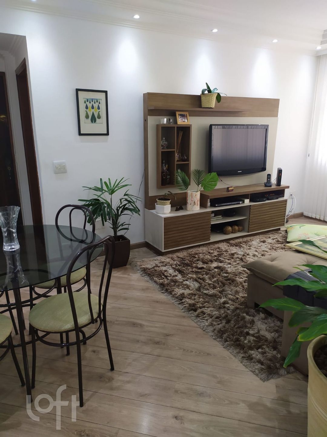 Apartamento à venda com 2 quartos, 105m² - Foto 1