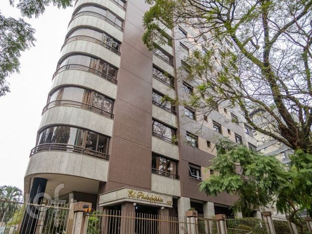 Apartamento com 260m², 3 dormitórios, 3 suítes, 4 vagas, Bela Vista em Porto Alegre