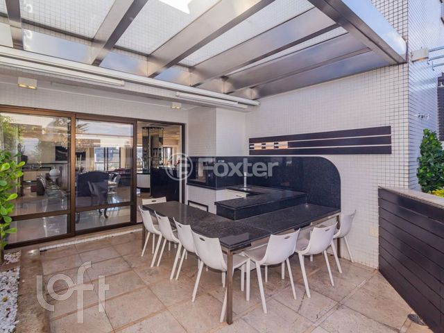 Apartamento com 488m², 4 dormitórios, 3 suítes, 4 vagas, Bela Vista em Porto Alegre