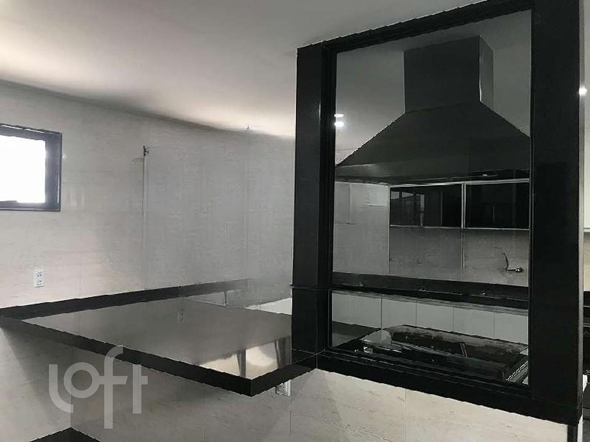 Casa à venda com 4 quartos, 872m² - Foto 1