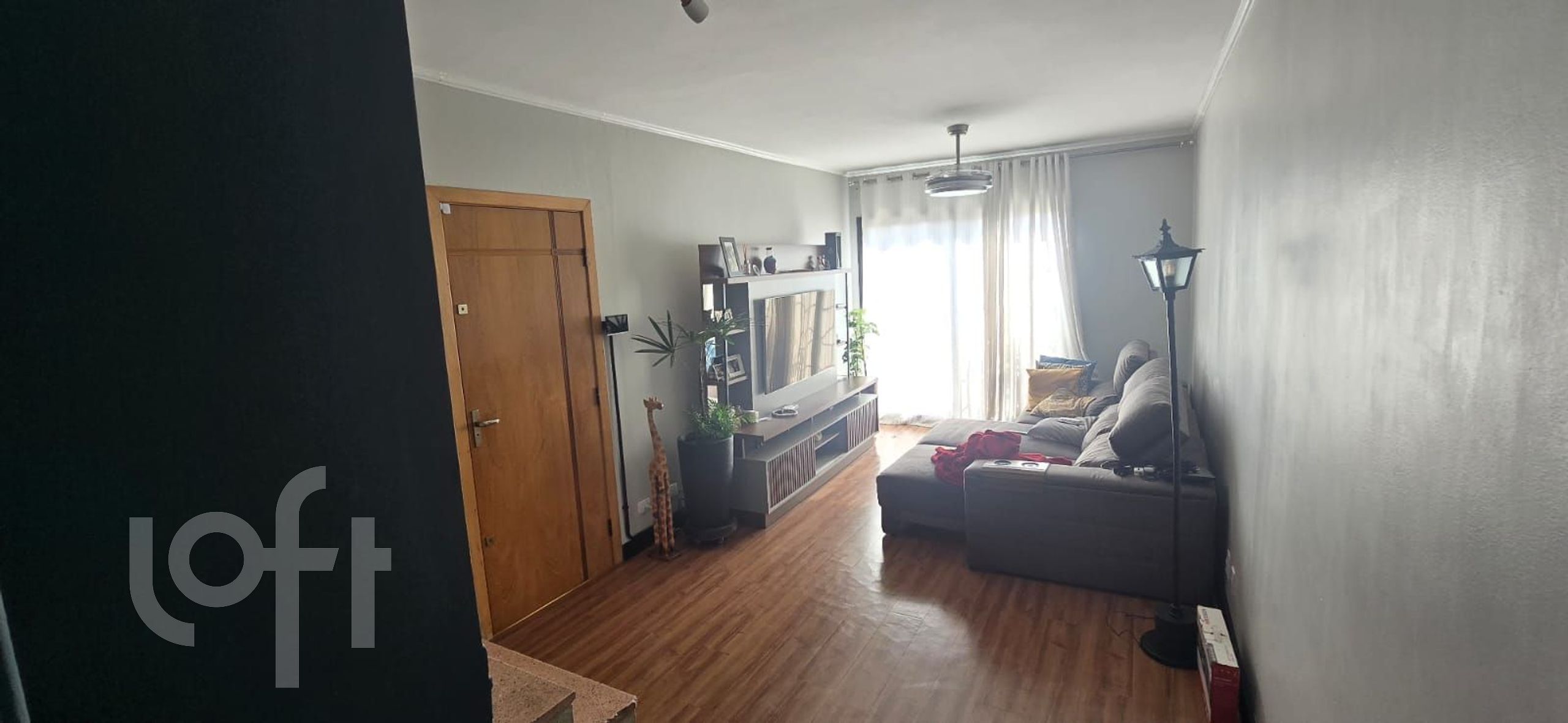 Casa à venda com 3 quartos, 156m² - Foto 1