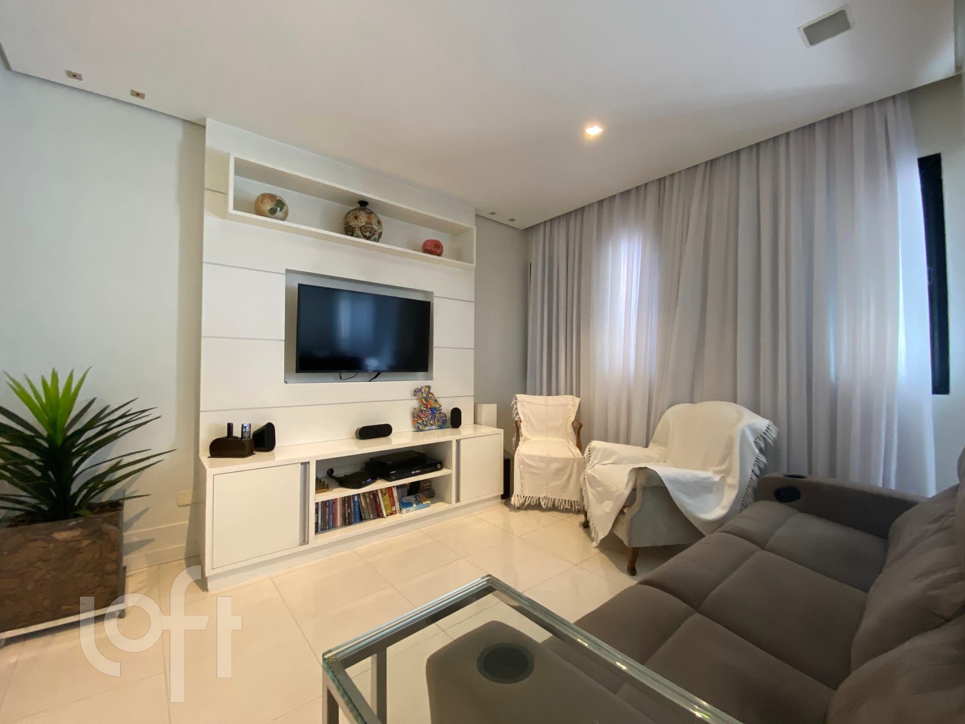 Apartamento à venda com 3 quartos, 175m² - Foto 8